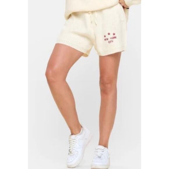 Spirit Jersey New York Sweater Shorts Pull On L Oversized Cream w/ Red Wording - Picture 1 of 3